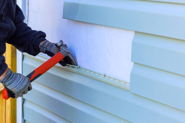 Reliable Emergency Siding Repair contractor in Oberlin, OH by Squared Siding